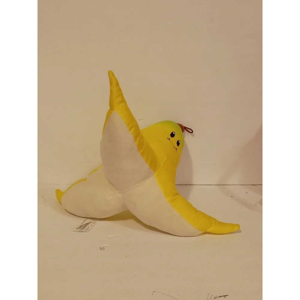 Mario Kart Banana Peel‎ 12